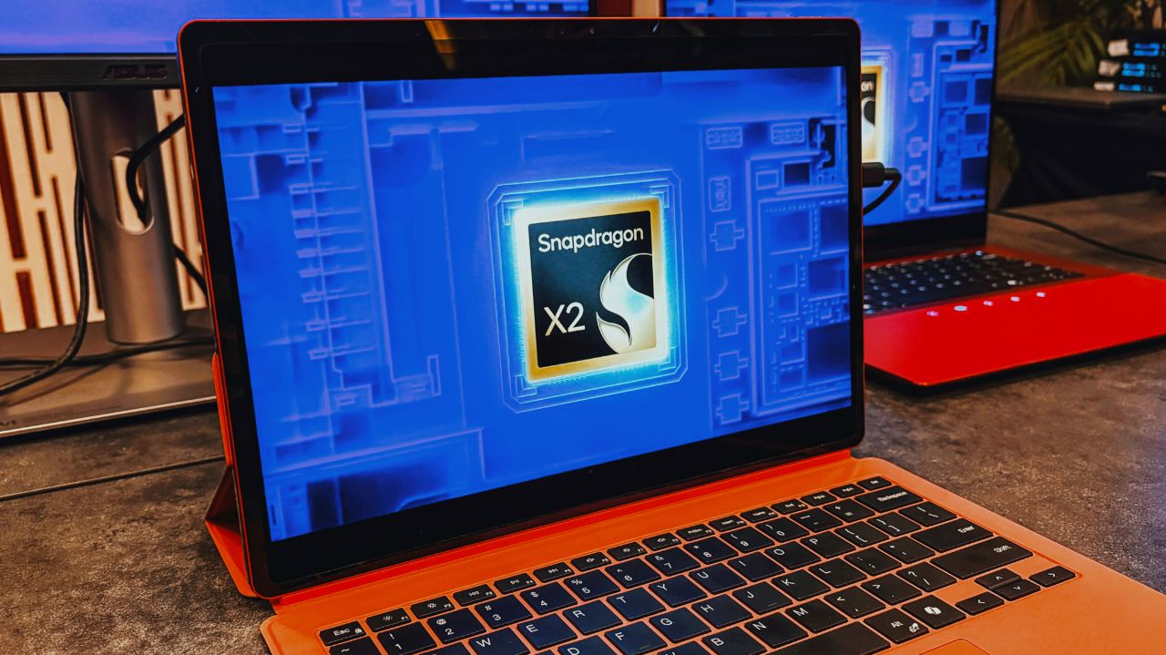 مجموعه کامپیوترهای لنوو با پردازنده اسنپدراگون X2 معرفی شدند - دیجینوی