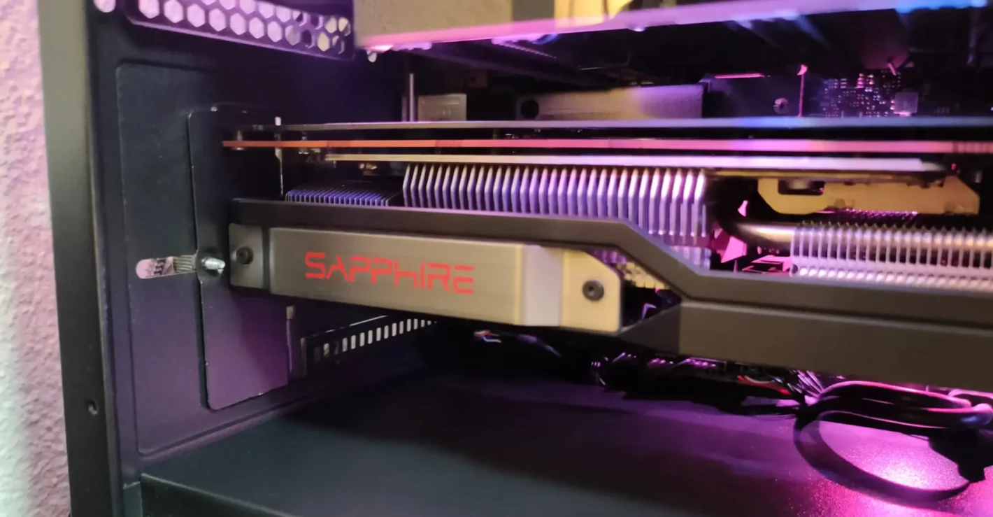 کامپیوتر و لپ تاپ
چرا خرید کارت گرافیک پرچمدار و گرانقیمت یک دام است
برای هر گیمر پیسی، خرید یک کارت گرافیک گیمینگ جدید همیشه هیجانانگیز است. این قطعه، غالباً تأثیرگذارترین بخش سیستم محسوب ...
6 ساعت قبل
6 دقیقه زمان خواندن