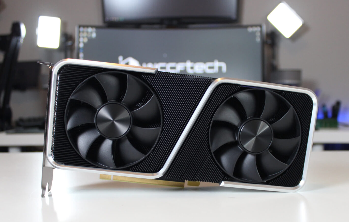 کامپیوتر و لپ تاپ
کارت گرافیک RTX 3060 12 GB انویدیا دوباره محبوب شد
کارت گرافیک GeForce RTX 3060 12 GB انویدیا بار دیگر به قفسه فروشگاه‌ها بازگشته است.



6 ساعت قبل                    



4 دقیقه زمان خواندن